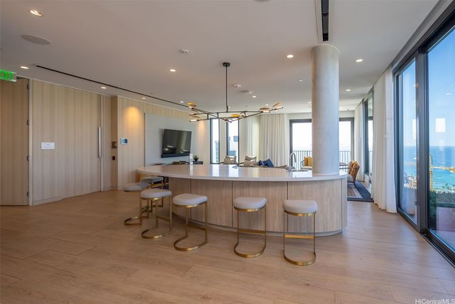 987 Queen Street 2616, Honolulu, HI 96814