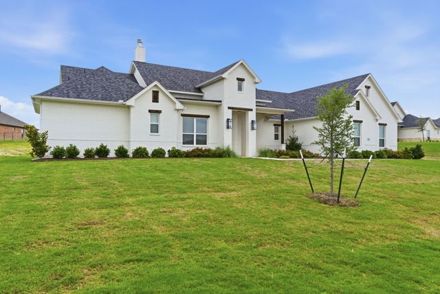 815 Wind River Pass, Azle, TX 76020