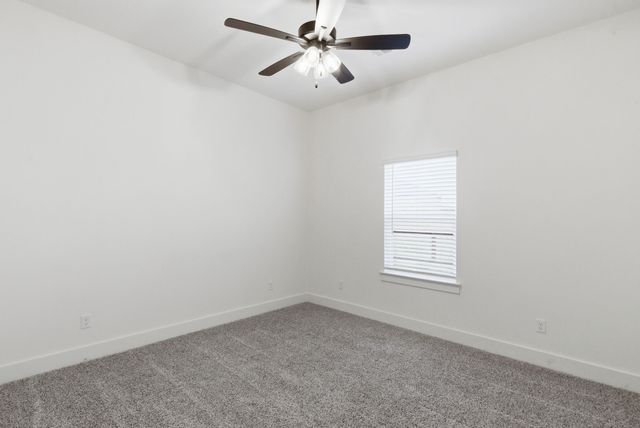 815 Wind River Pass, Azle, TX 76020