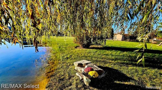 9215 W Grand Blanc Road, Gaines Township, MI 48436