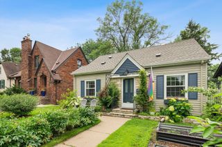 5112 10th Avenue S, Minneapolis, MN 55417