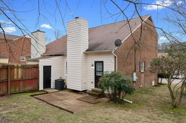 3270 Priest Woods Dr, Nashville, TN 37214