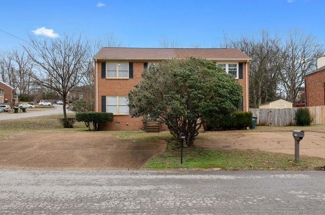 3270 Priest Woods Dr, Nashville, TN 37214