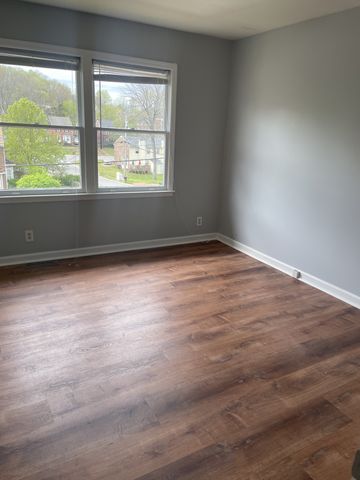 3270 Priest Woods Dr, Nashville, TN 37214