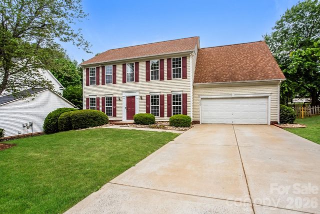 13407 Edgetree Drive, Pineville, NC 28134