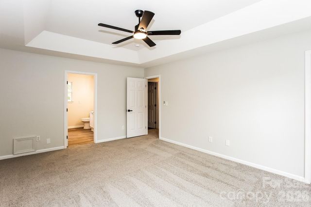 13407 Edgetree Drive, Pineville, NC 28134