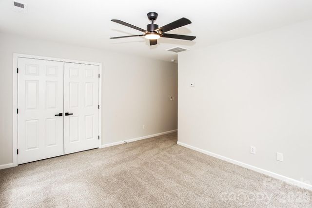 13407 Edgetree Drive, Pineville, NC 28134
