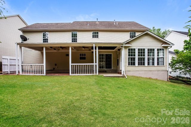 13407 Edgetree Drive, Pineville, NC 28134
