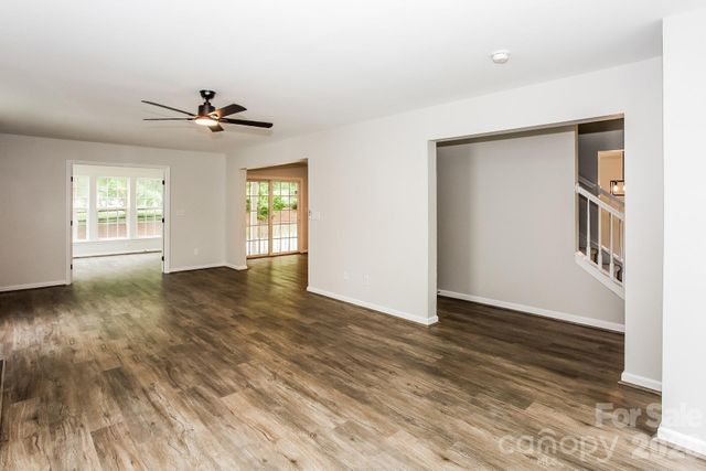 13407 Edgetree Drive, Pineville, NC 28134