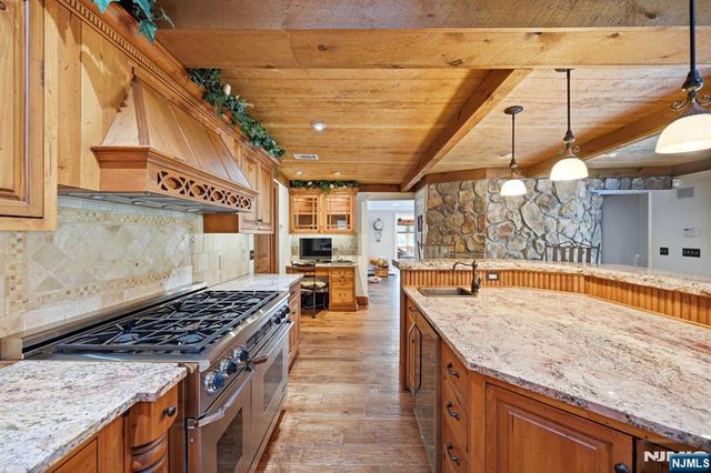 1561 Macopin Road, West Milford, NJ 07480
