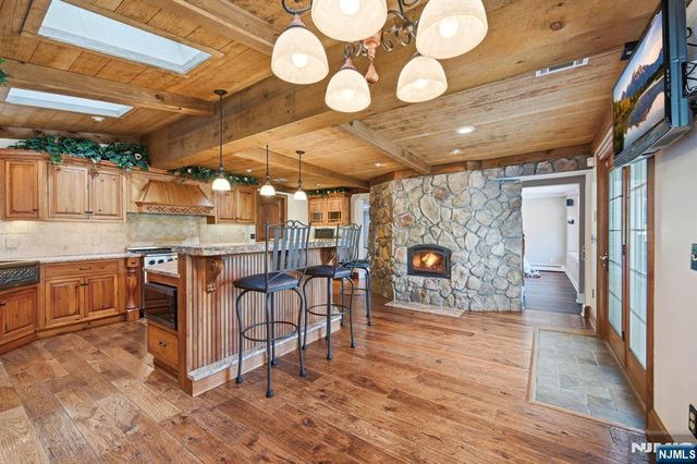 1561 Macopin Road, West Milford, NJ 07480