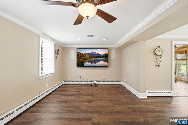 1561 Macopin Road, West Milford, NJ 07480