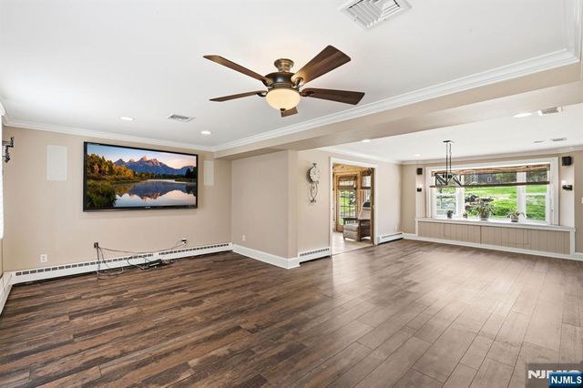 1561 Macopin Road, West Milford, NJ 07480
