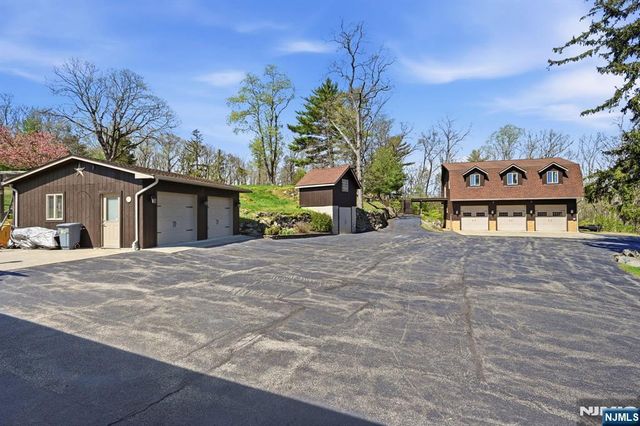 1561 Macopin Road, West Milford, NJ 07480
