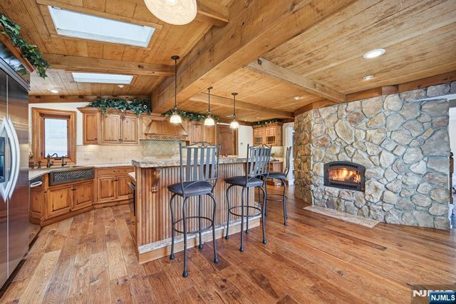 1561 Macopin Road, West Milford, NJ 07480