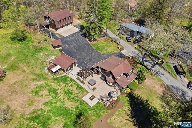 1561 Macopin Road, West Milford, NJ 07480