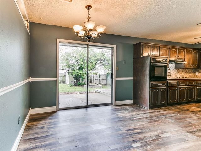 1520 Wind Hill Road, Norman, OK 73071