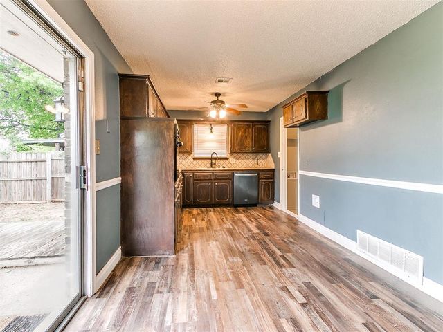 1520 Wind Hill Road, Norman, OK 73071