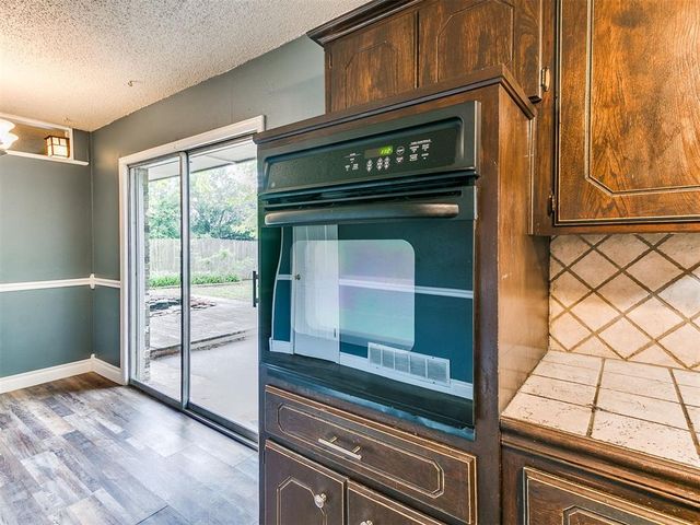 1520 Wind Hill Road, Norman, OK 73071