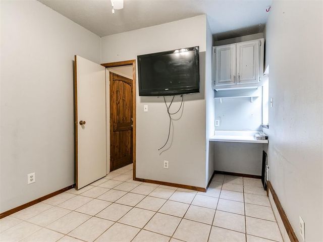 1520 Wind Hill Road, Norman, OK 73071