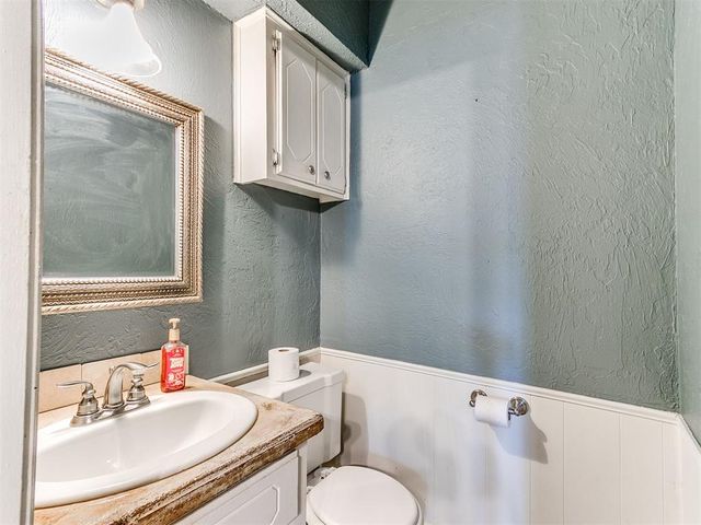 1520 Wind Hill Road, Norman, OK 73071