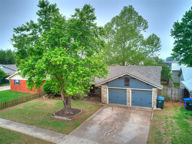 1520 Wind Hill Road, Norman, OK 73071
