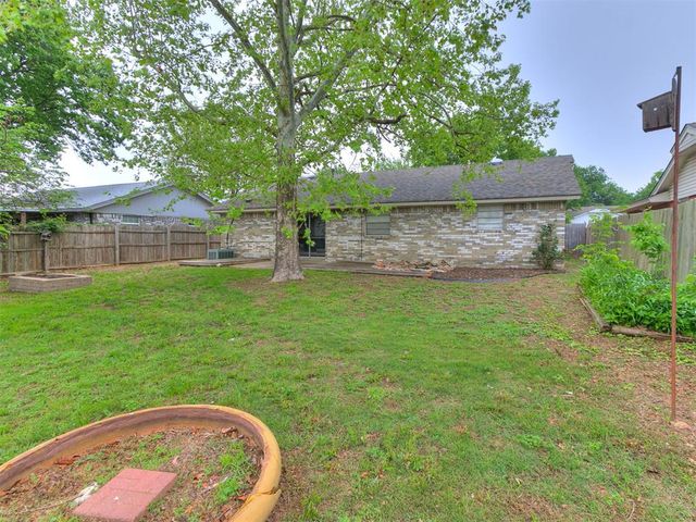 1520 Wind Hill Road, Norman, OK 73071