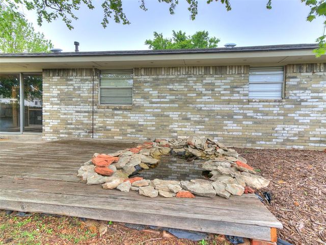 1520 Wind Hill Road, Norman, OK 73071