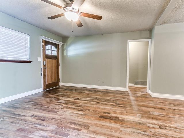 1520 Wind Hill Road, Norman, OK 73071