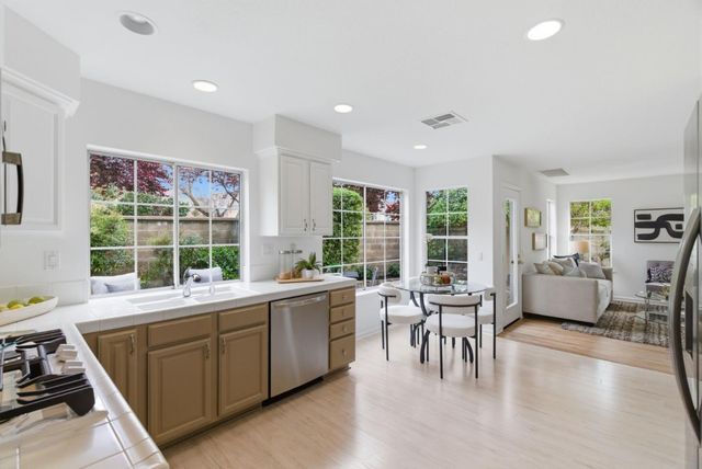 301 Saint Martin Drive, Redwood City, CA 94065