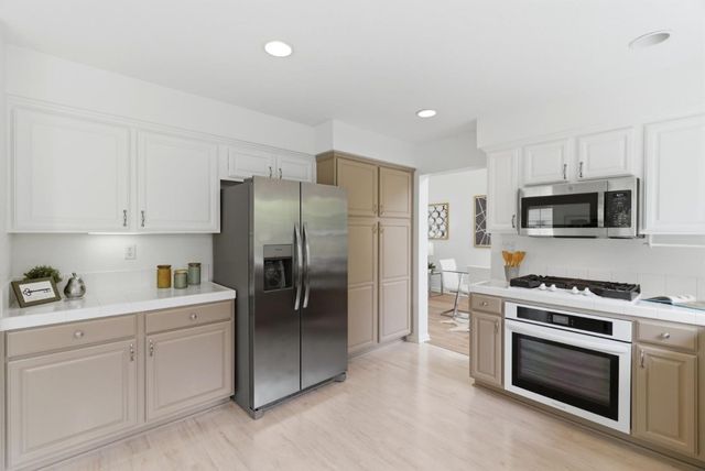 301 Saint Martin Drive, Redwood City, CA 94065