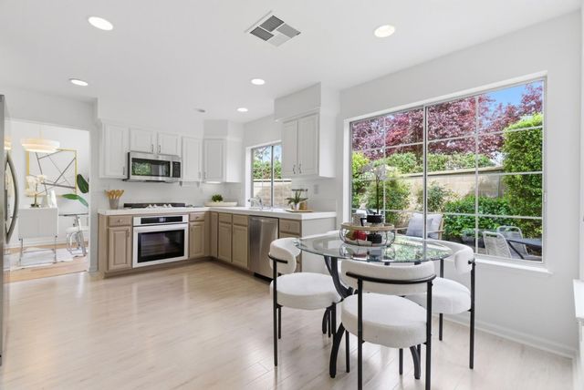 301 Saint Martin Drive, Redwood City, CA 94065