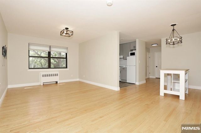 130 Orient Way 3D, Rutherford, NJ 07070