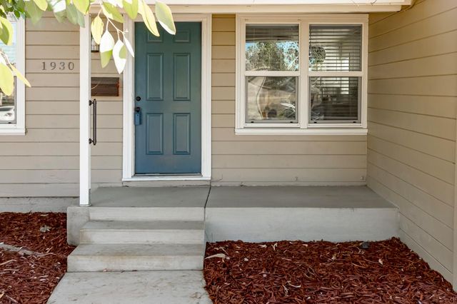 1930 Wall St, Tracy, CA 95376