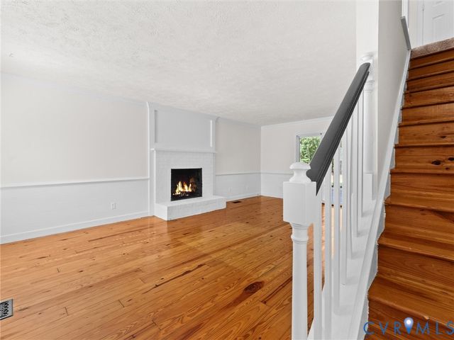 4504 Heritage Woods Ln, Midlothian, VA 23112