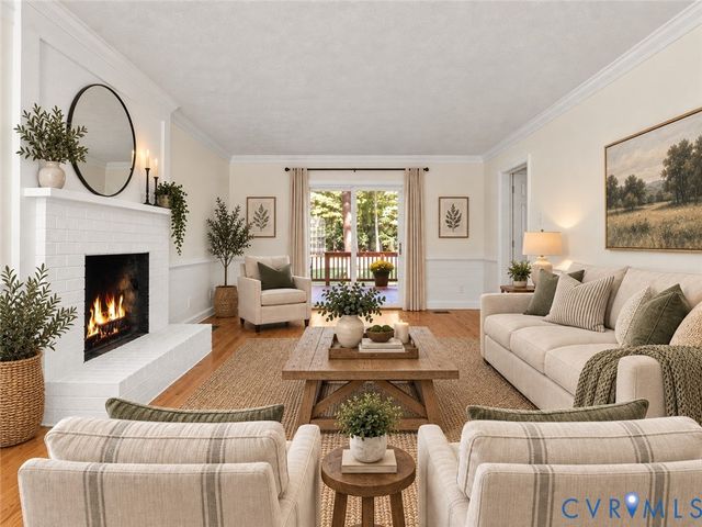4504 Heritage Woods Ln, Midlothian, VA 23112