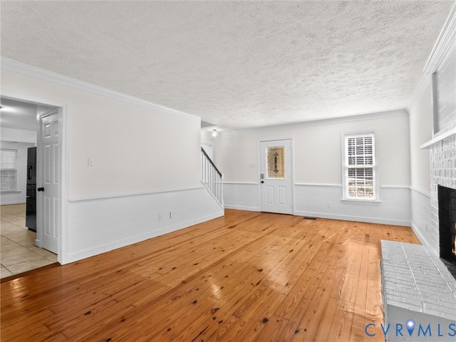 4504 Heritage Woods Ln, Midlothian, VA 23112