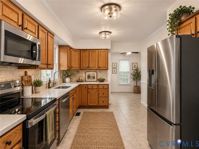 4504 Heritage Woods Ln, Midlothian, VA 23112
