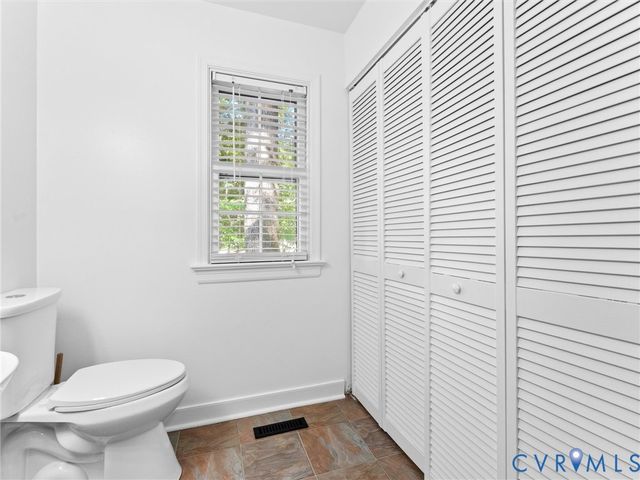 4504 Heritage Woods Ln, Midlothian, VA 23112