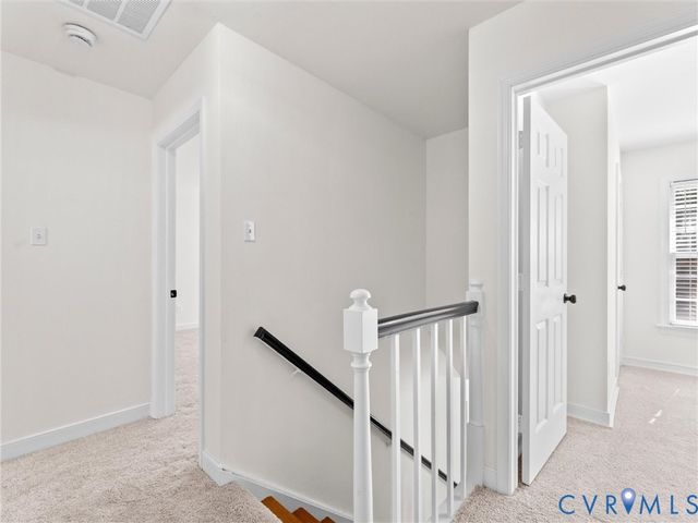 4504 Heritage Woods Ln, Midlothian, VA 23112