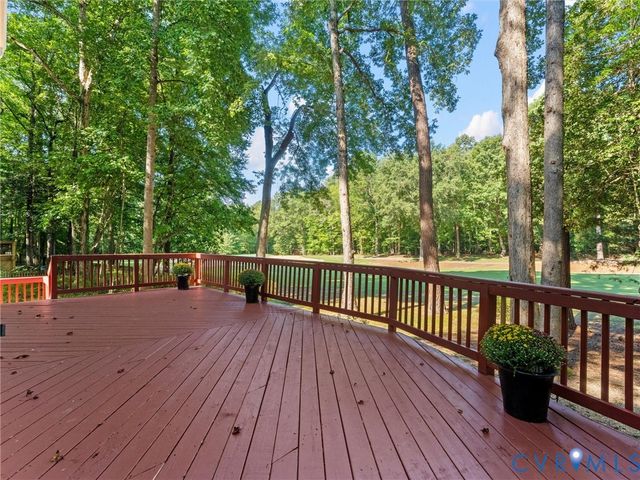 4504 Heritage Woods Ln, Midlothian, VA 23112