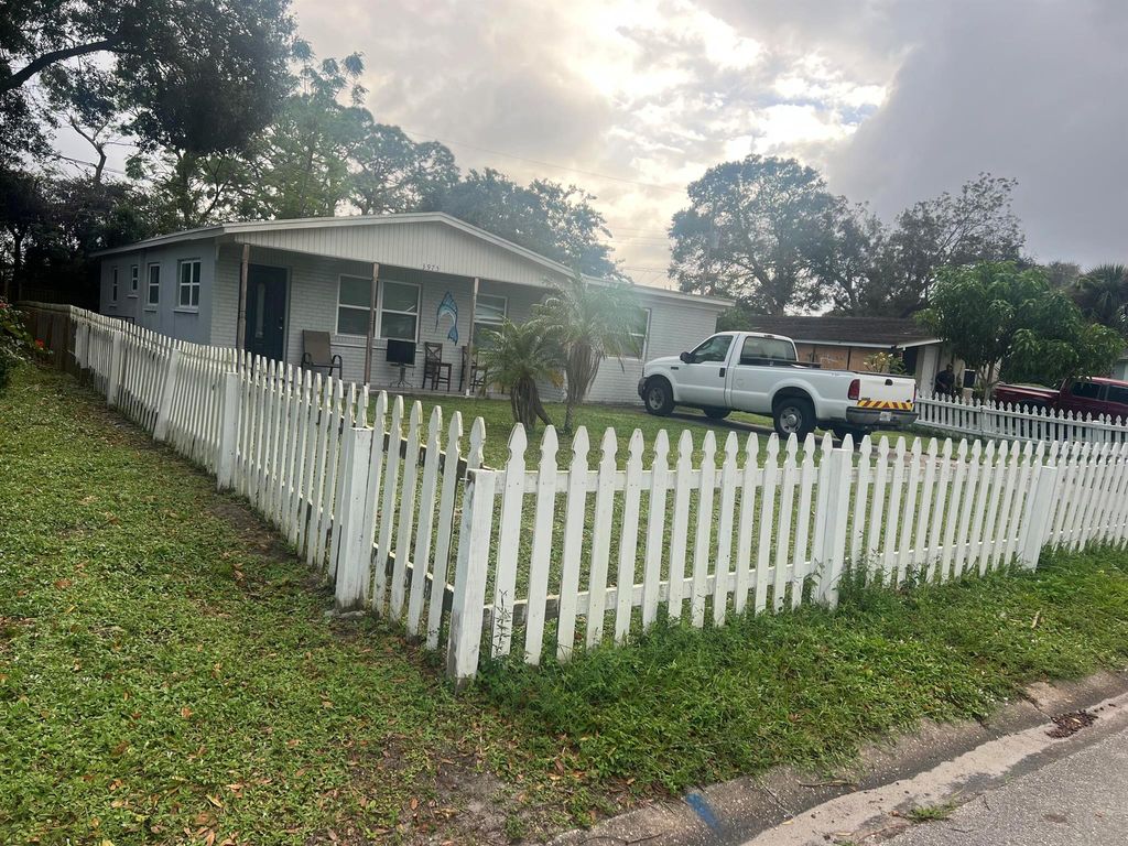 3975 47th Street, Vero Beach,, Vero Beach, FL 32967
