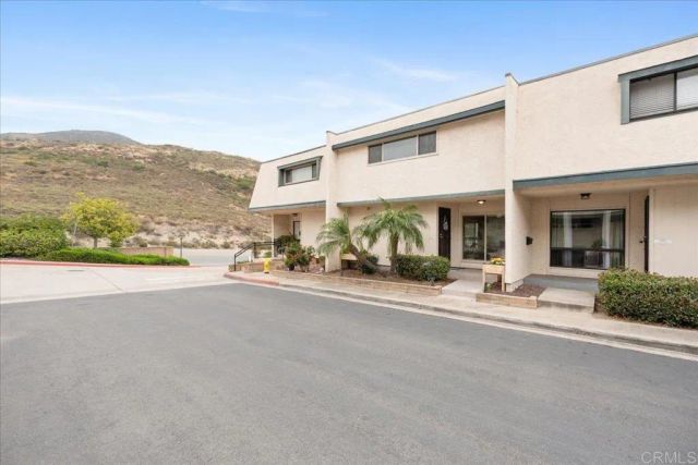 6994 Caminito Perico, San Diego, CA 92119