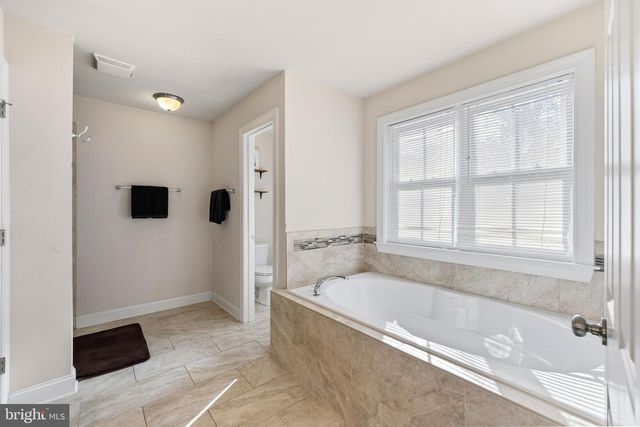 114 MOUNTAIN AVE, Fredericksburg, VA 22405