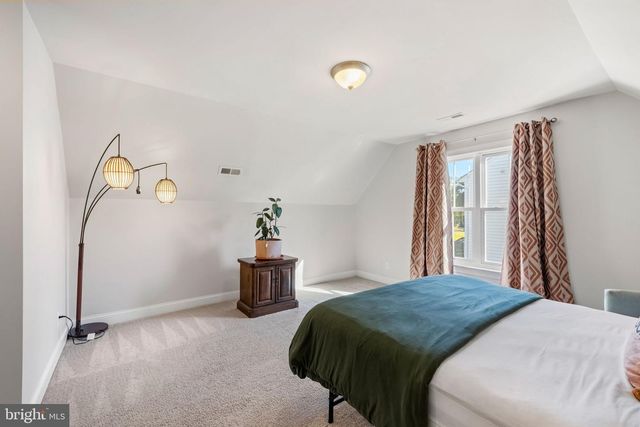 114 MOUNTAIN AVE, Fredericksburg, VA 22405