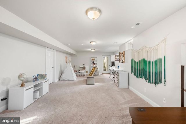 114 MOUNTAIN AVE, Fredericksburg, VA 22405