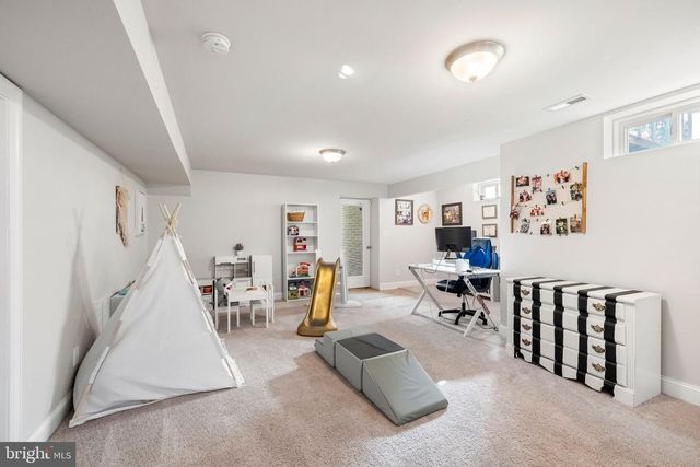 114 MOUNTAIN AVE, Fredericksburg, VA 22405