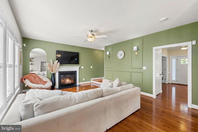 114 MOUNTAIN AVE, Fredericksburg, VA 22405