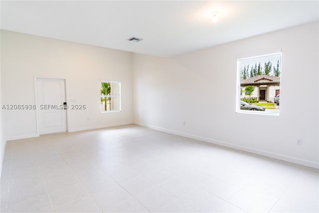 2996 SE 25th Ter, Homestead, FL 33035