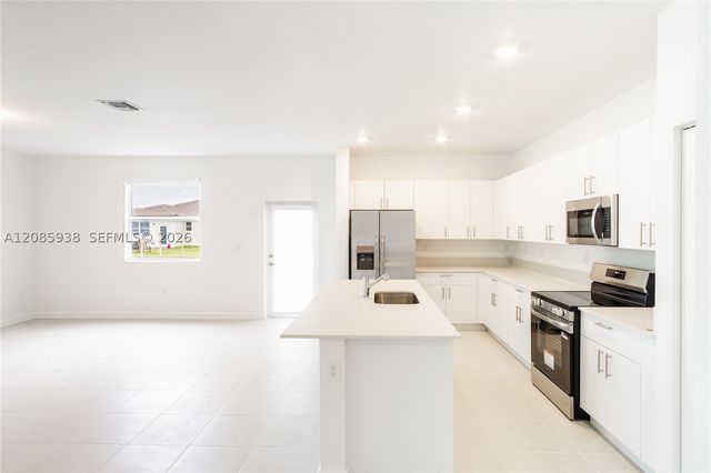 2996 SE 25th Ter, Homestead, FL 33035